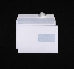 C5 ultraweiss, Haftklebe mit Hot Melt (FSC®-zertifiziert) Fenster Rechts